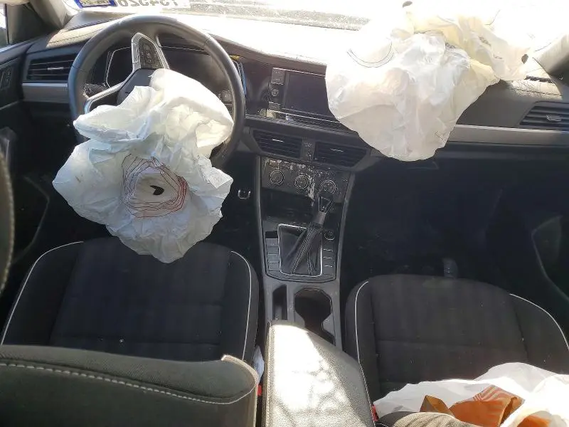 2024 VOLKSWAGEN JETTA SPORT  