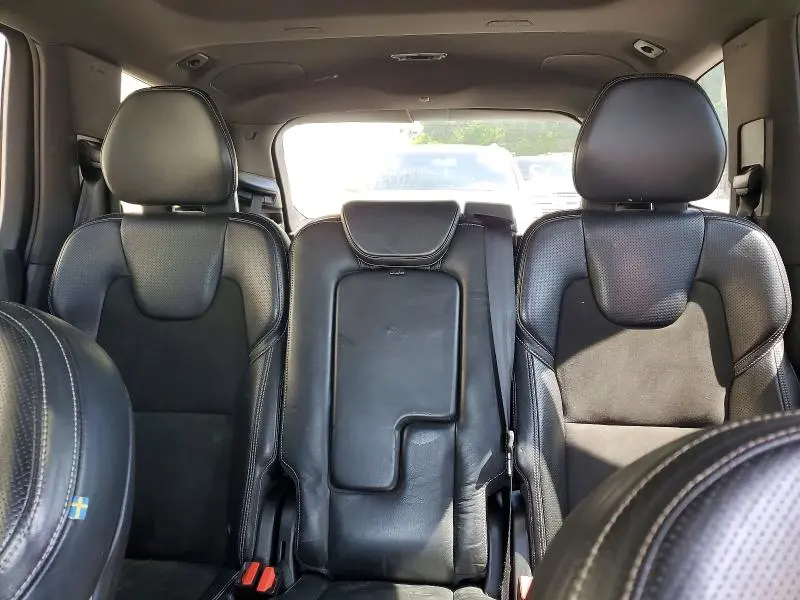 2018 VOLVO XC90 T6  