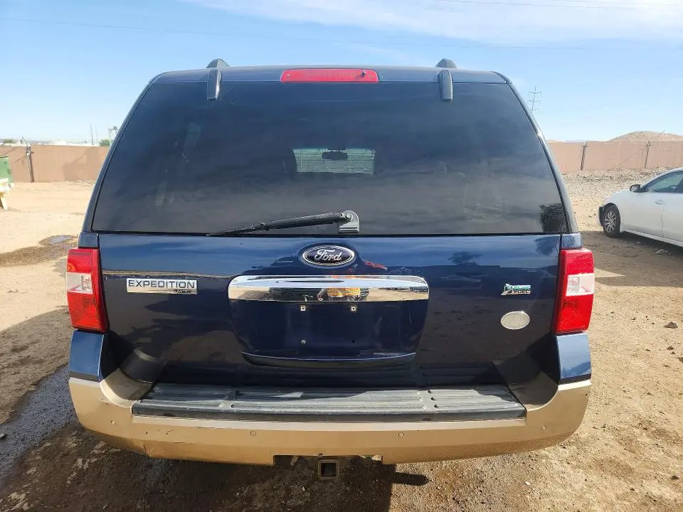 2013 FORD EXPEDITION XLT  