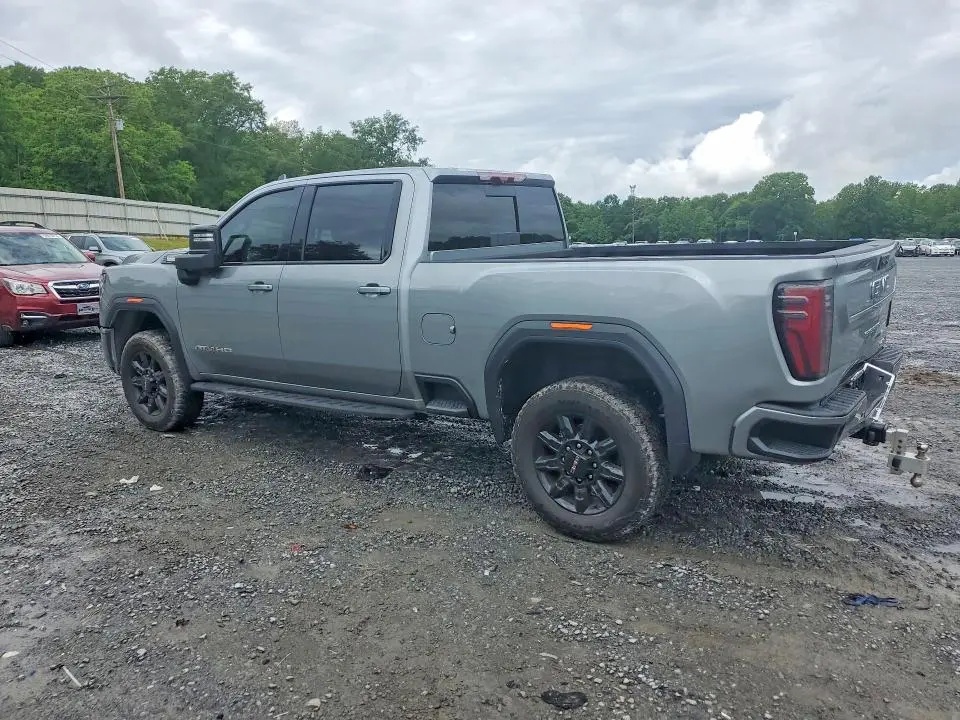 2025 GMC SIERRA K2500 AT4  