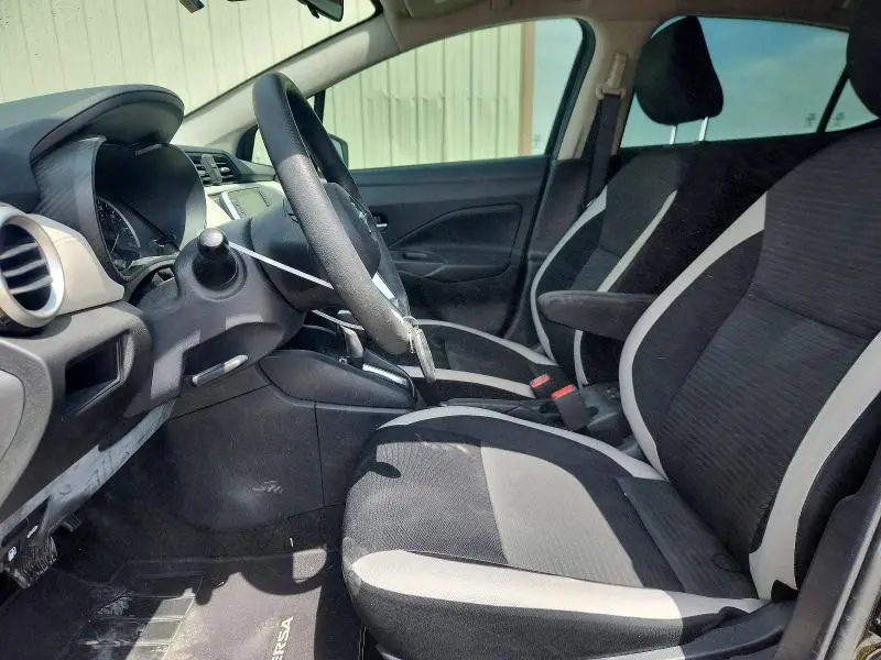 2020 NISSAN VERSA SV  
