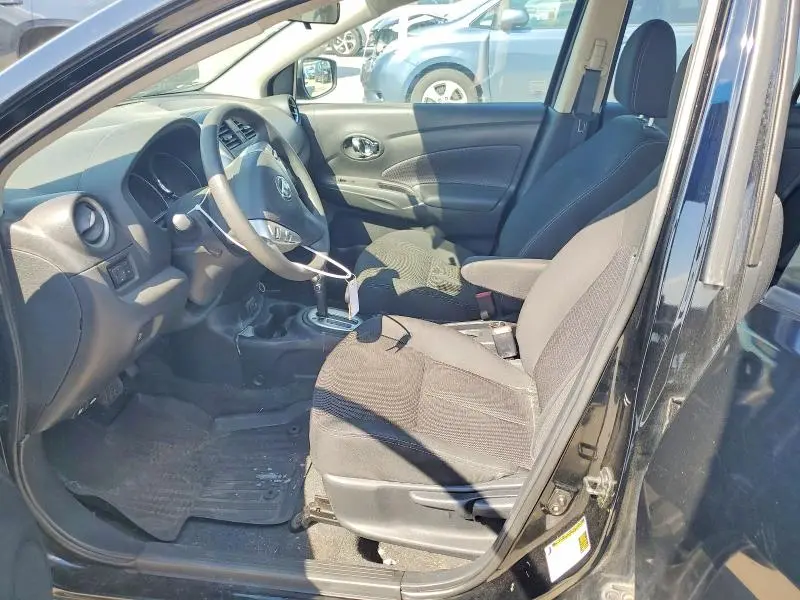 2018 NISSAN VERSA SV  