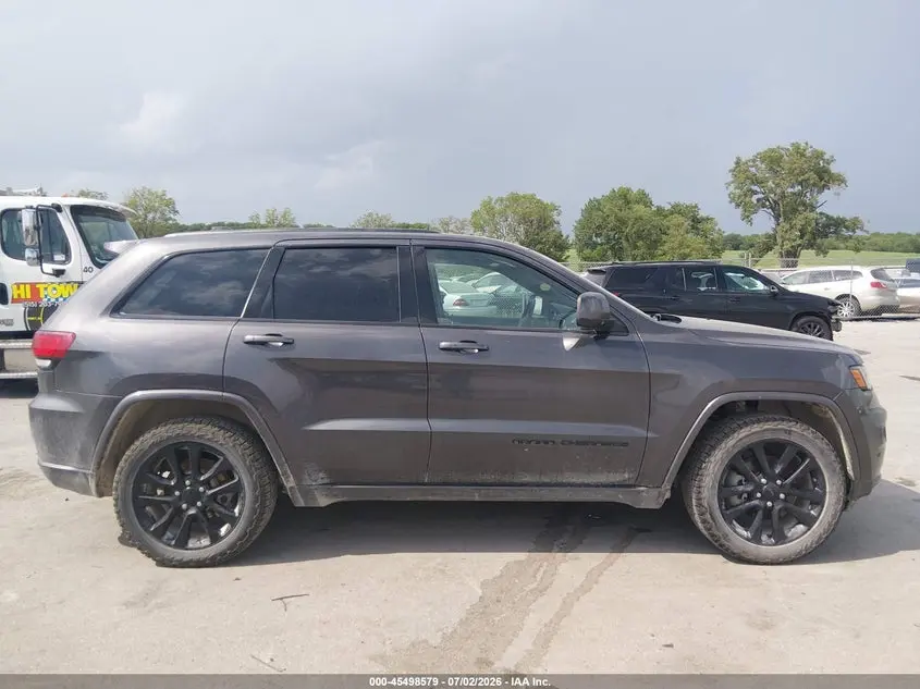 2017 JEEP GRAND CHEROKEE ALTITUDE 4X4