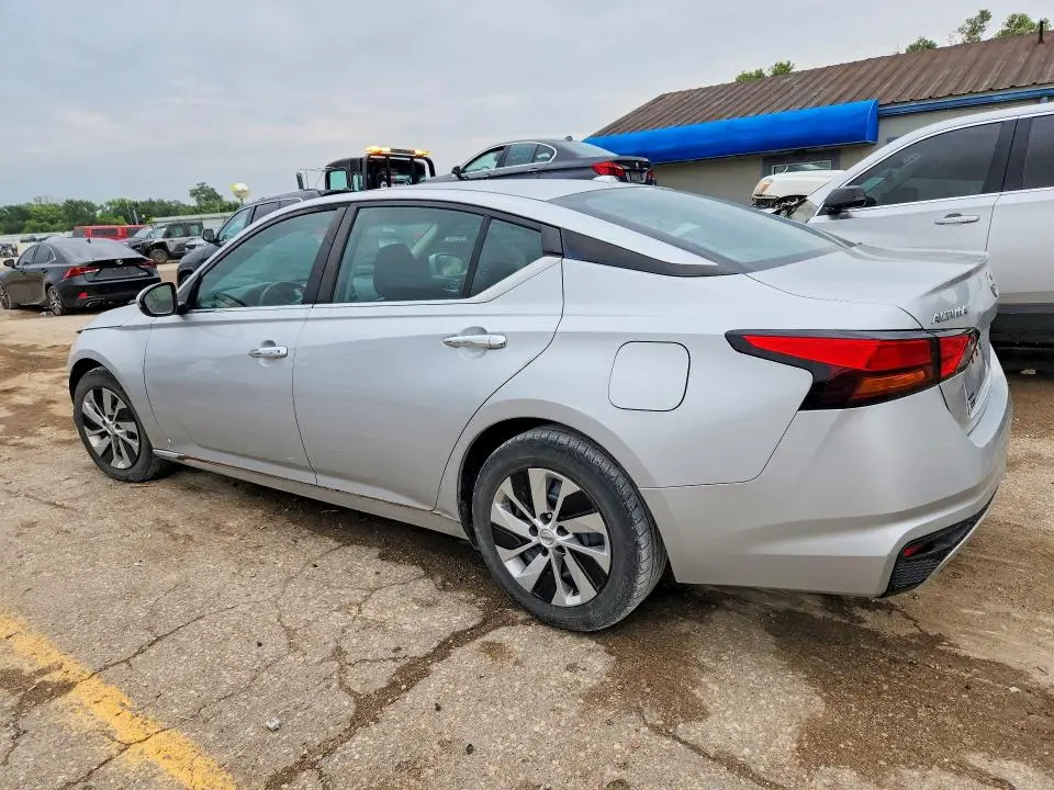 2020 NISSAN ALTIMA S  