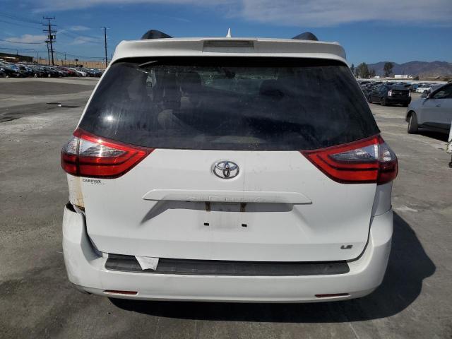 2020 TOYOTA SIENNA LE