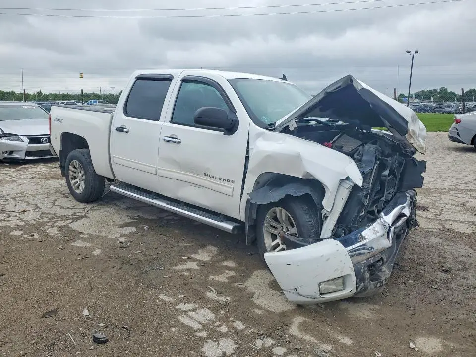 2011 CHEVROLET SILVERADO K1500 LT  