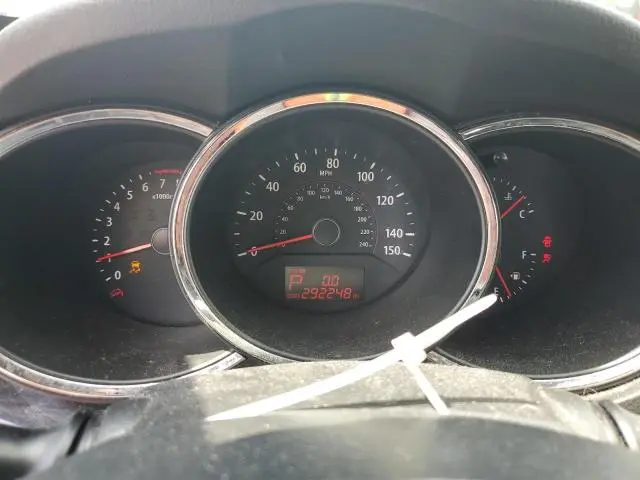 2011 KIA SORENTO BASE  