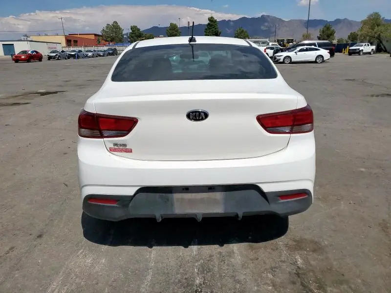 2018 KIA RIO LX  