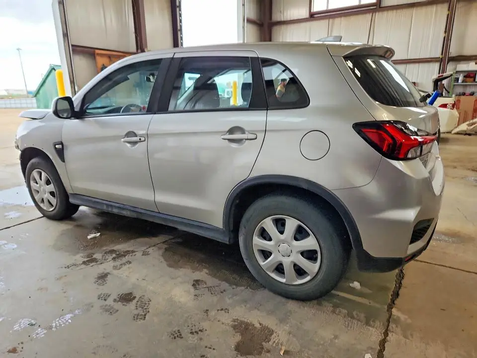2021 MITSUBISHI RVR ES  