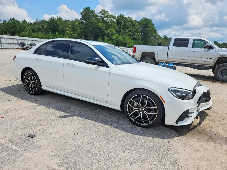2022 MERCEDES-BENZ E 350  