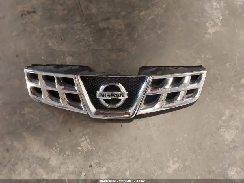 2013 NISSAN ROGUE SV