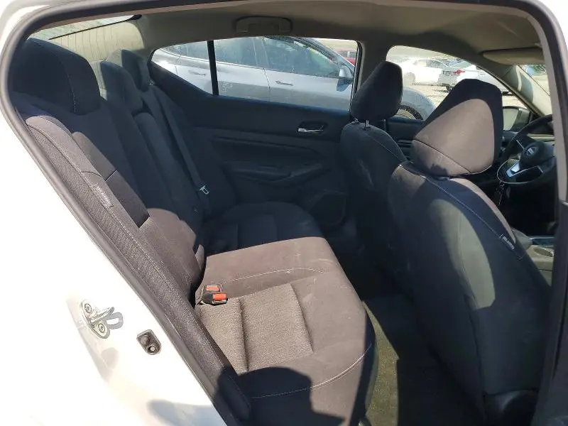 2022 NISSAN ALTIMA S  