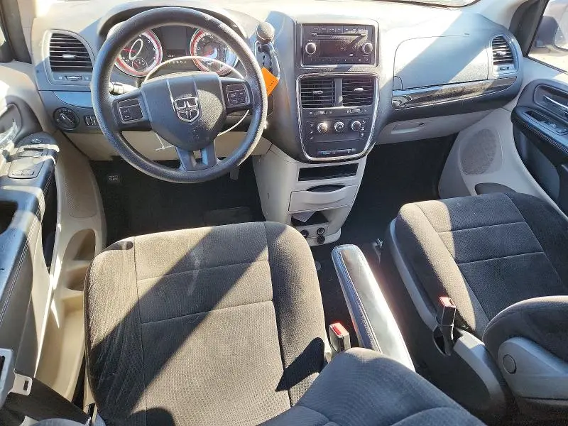 2013 DODGE GRAND CARAVAN SE  