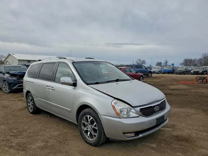 2014 KIA SEDONA LX  