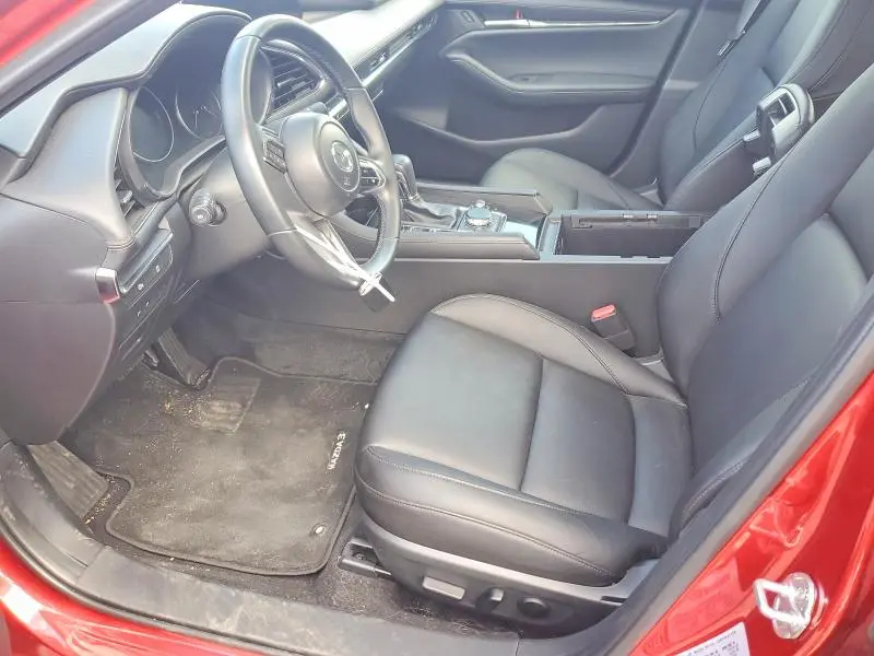 2024 MAZDA 3 PREFERRED  