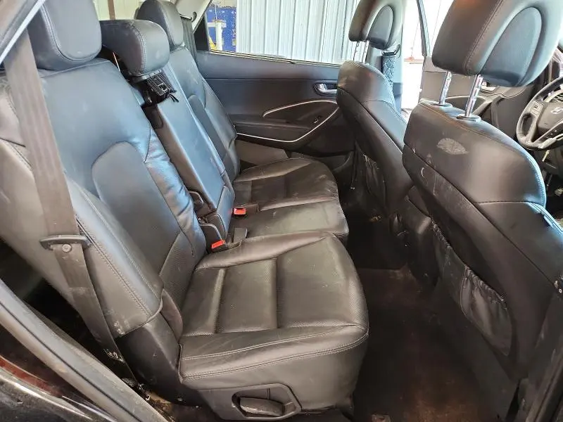 2018 HYUNDAI SANTA FE SE  