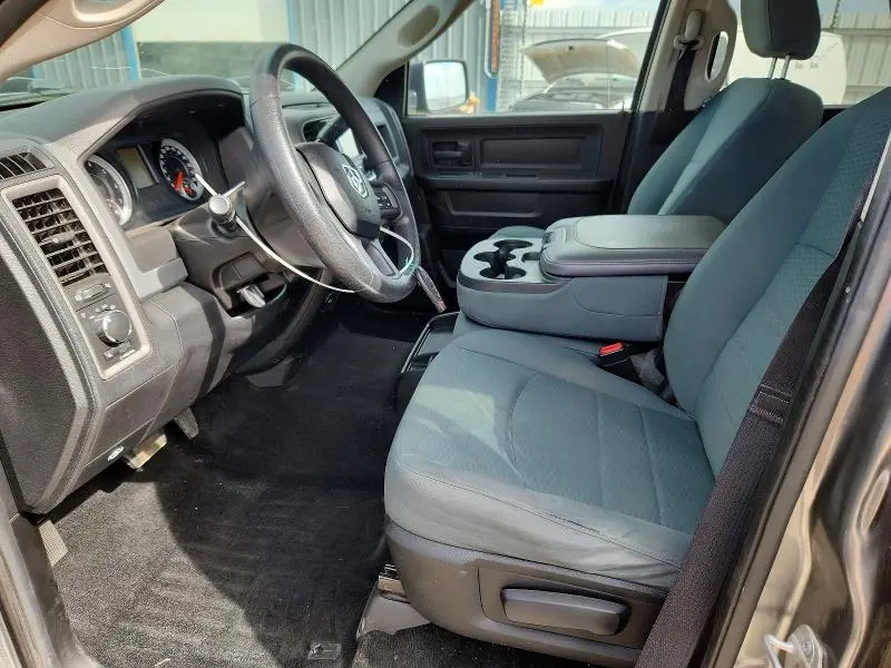 2013 RAM 1500 ST  