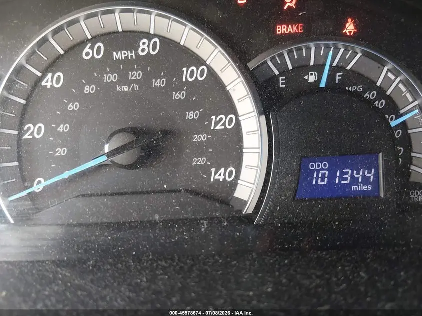 2012 TOYOTA CAMRY SE