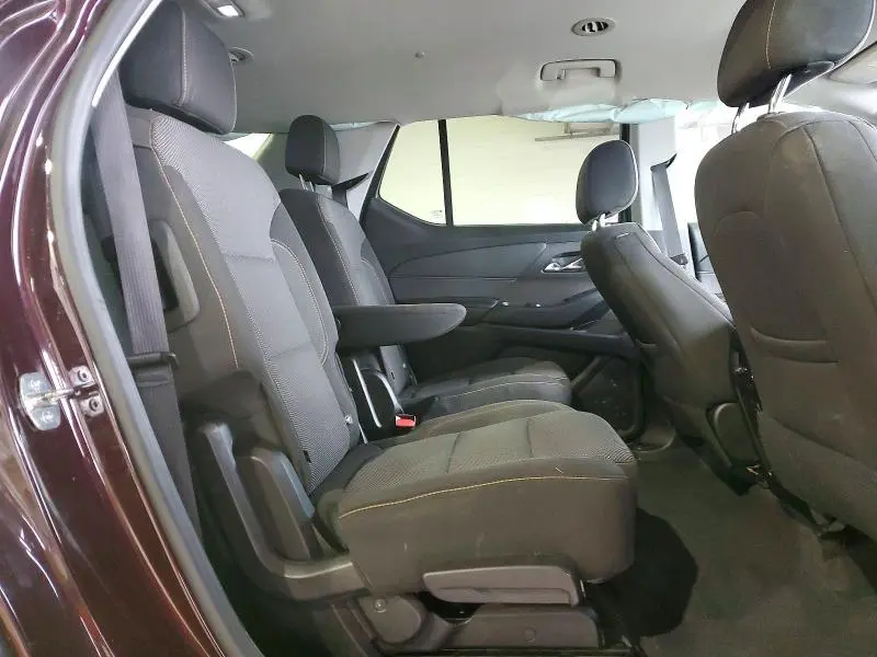 2019 CHEVROLET TRAVERSE LT  