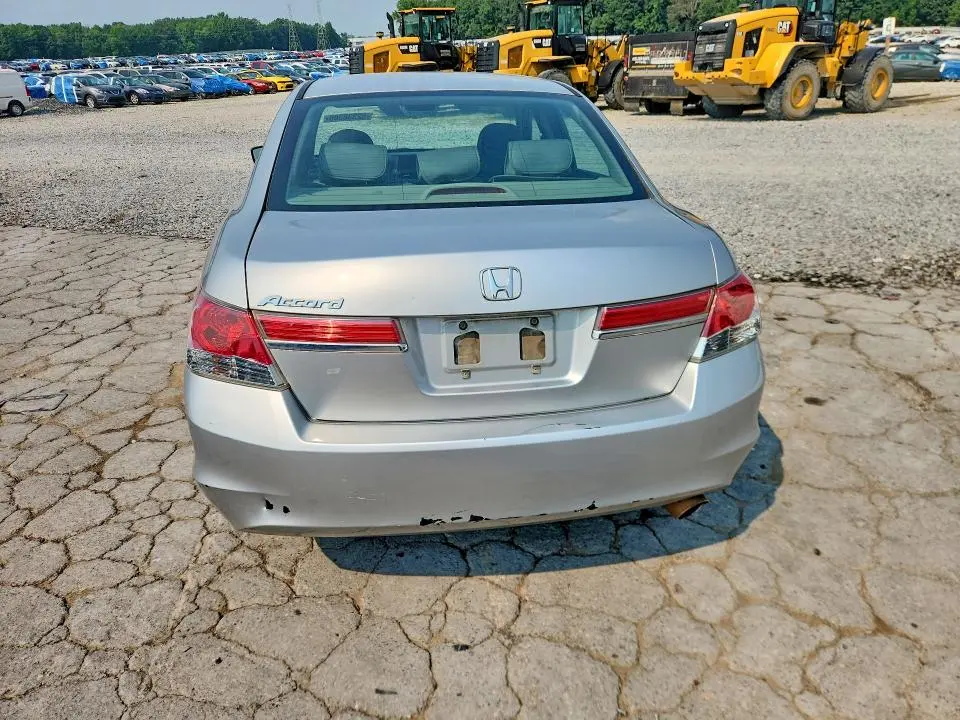 2012 HONDA ACCORD LX  