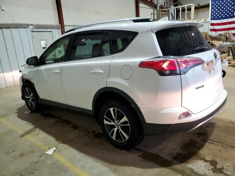 2017 TOYOTA RAV4 XLE  