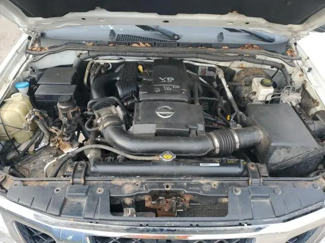 2013 NISSAN FRONTIER SV  