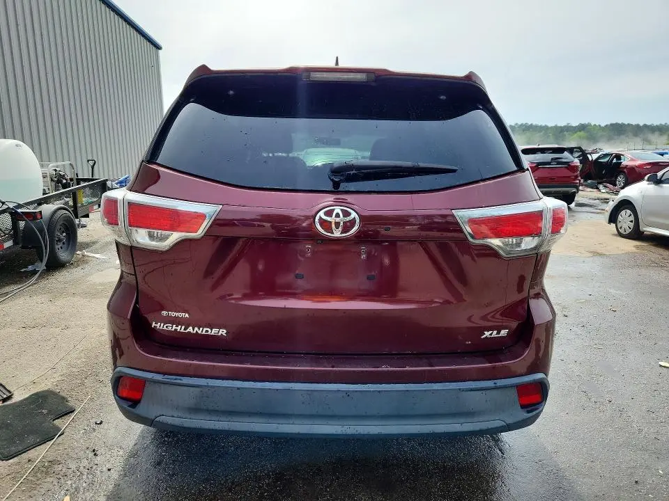 2014 TOYOTA HIGHLANDER XLE  