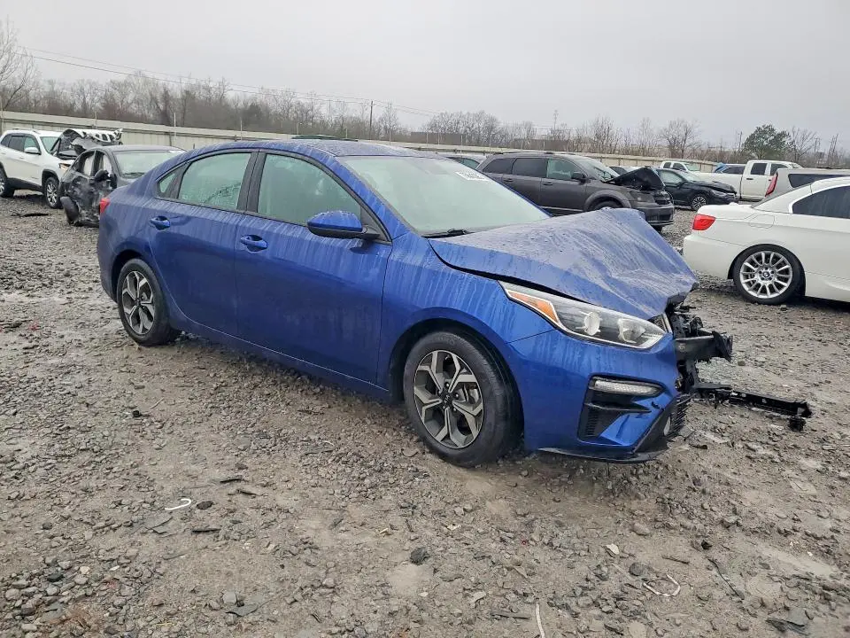 2021 KIA FORTE FE  