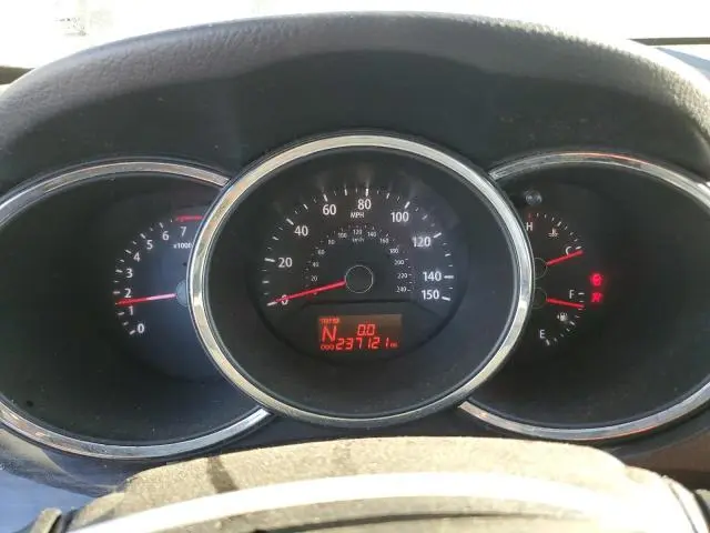 2011 KIA SORENTO BASE  