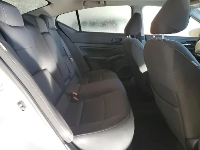 2023 NISSAN ALTIMA SV  