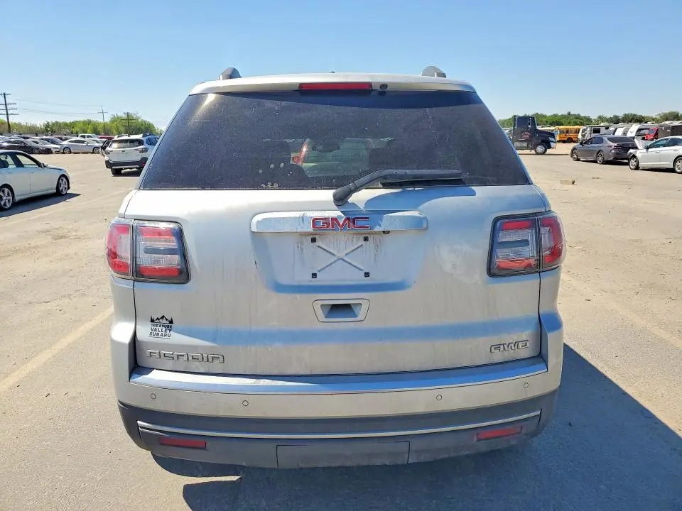 2015 GMC ACADIA SLE  
