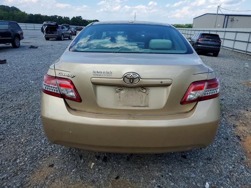 2011 TOYOTA CAMRY BASE  
