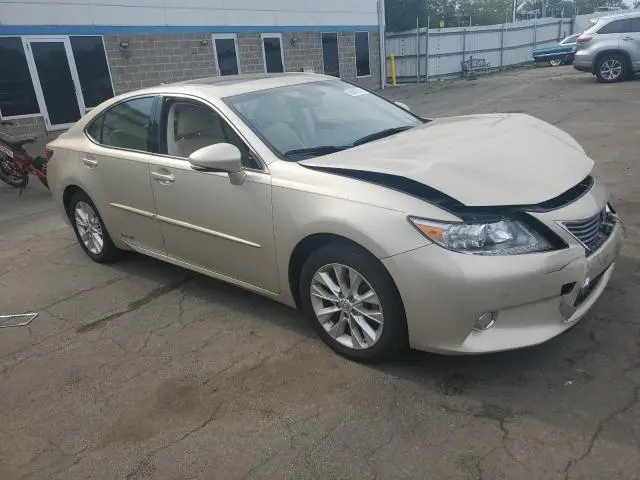 2013 LEXUS ES 300H  