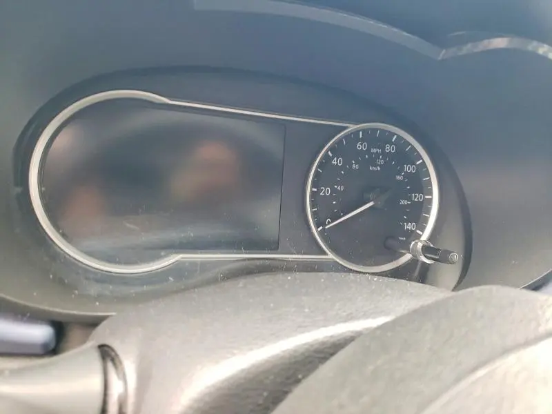 2023 NISSAN VERSA SV  