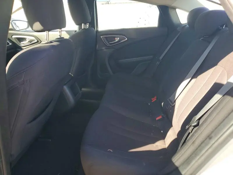 2015 CHRYSLER 200 LIMITED  