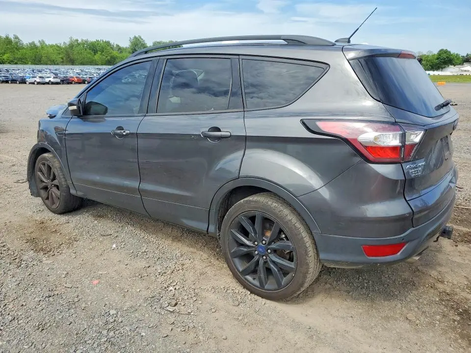 2017 FORD ESCAPE TITANIUM  