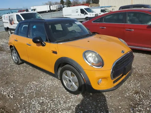 2016 MINI COOPER 