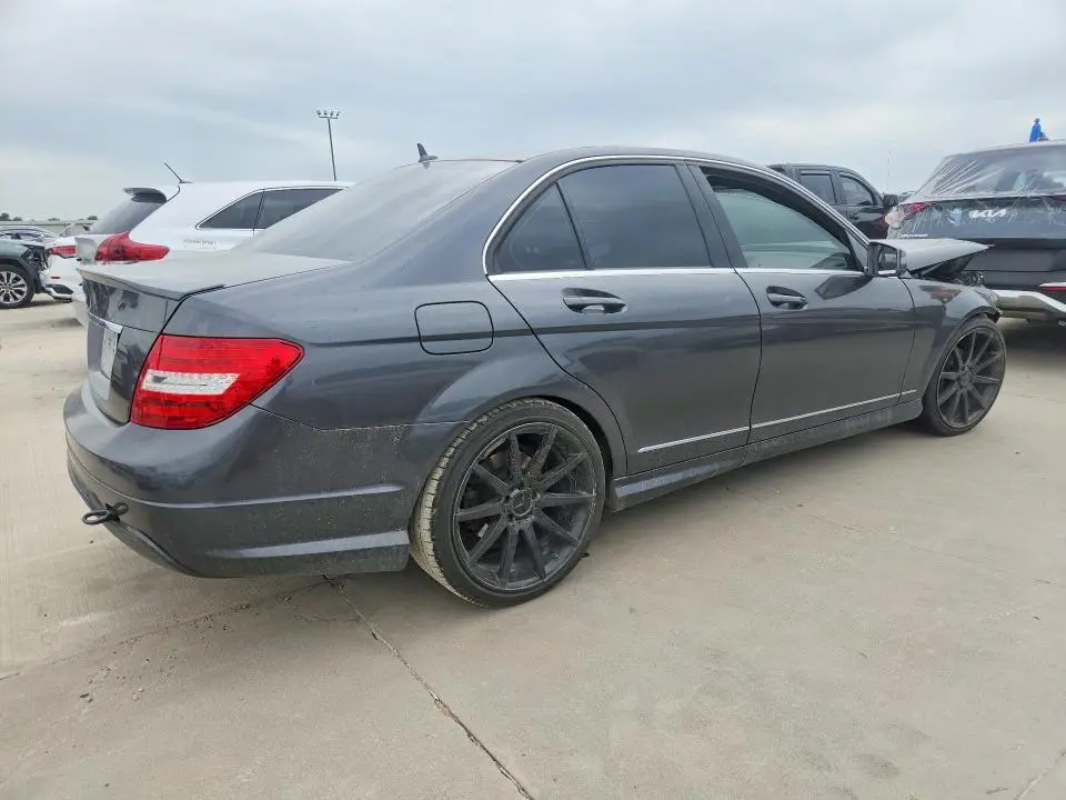 2013 MERCEDES-BENZ C 250  