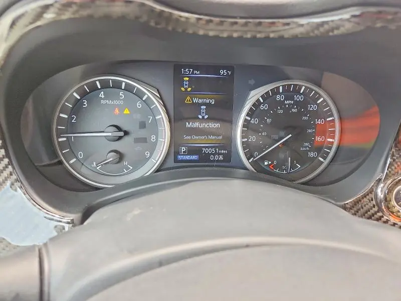 2016 INFINITI Q50 RED SPORT 400  