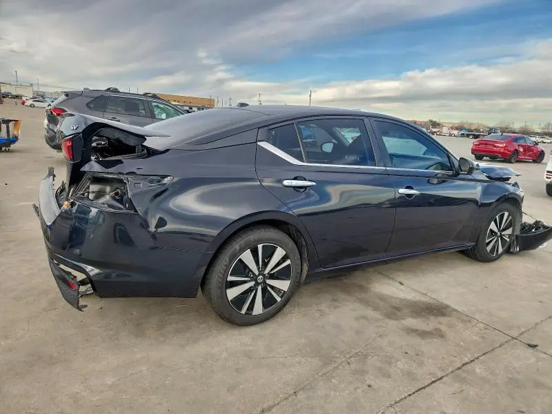 2021 NISSAN ALTIMA 2.5 SV  