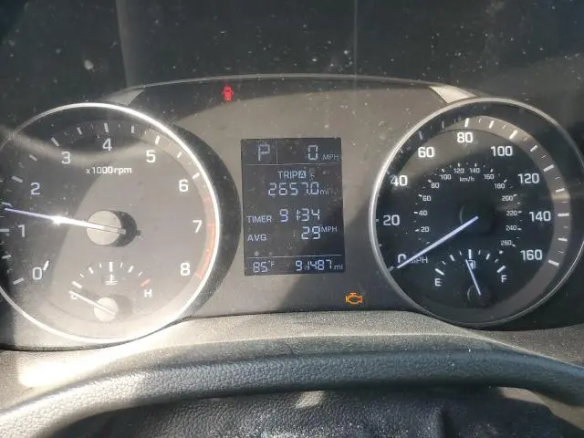 2018 HYUNDAI ELANTRA SE  