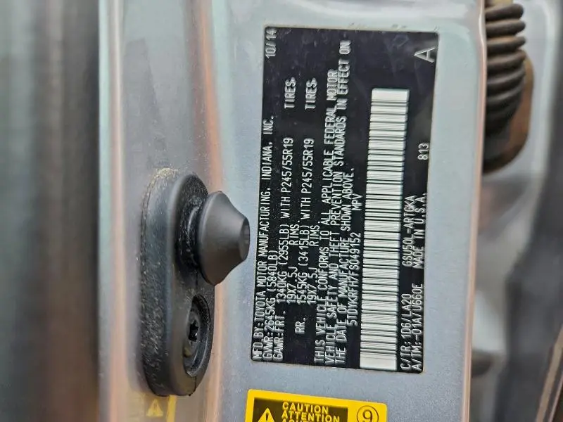 2015 TOYOTA HIGHLANDER LIMITED  