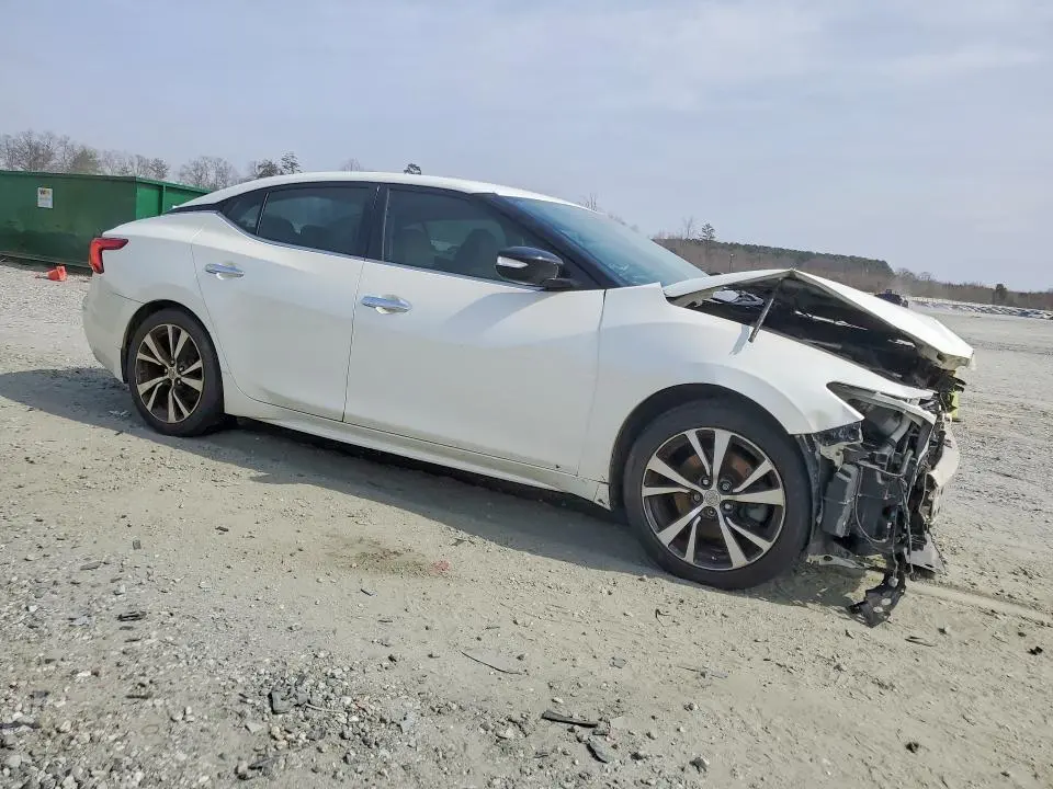 2016 NISSAN MAXIMA   