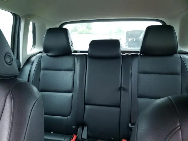 2013 VOLKSWAGEN TIGUAN S  
