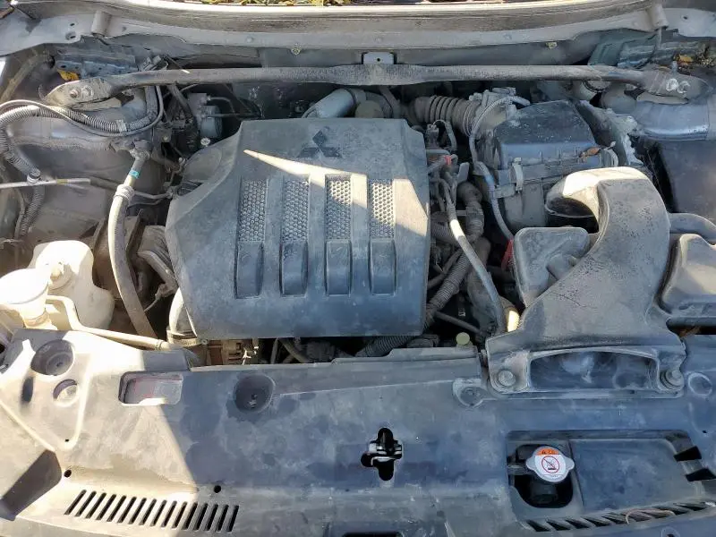 2020 MITSUBISHI ECLIPSE CROSS ES  