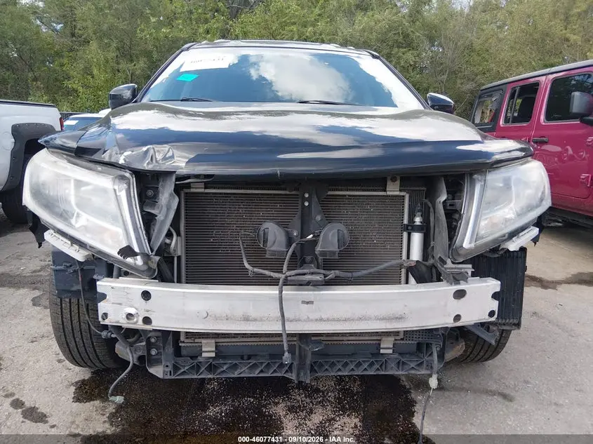 2015 NISSAN PATHFINDER SL