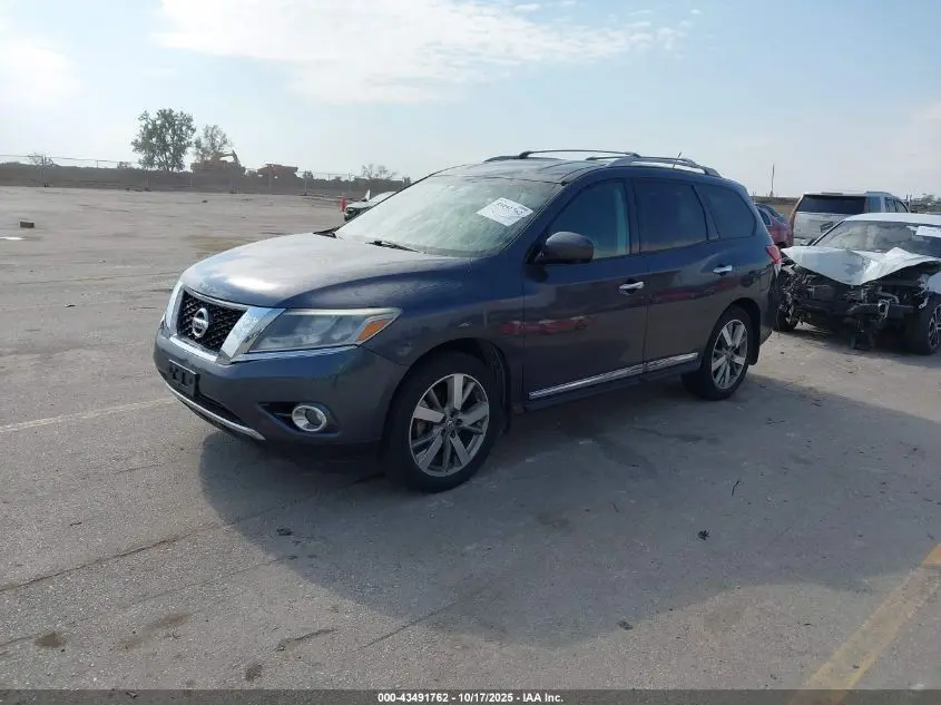 2013 NISSAN PATHFINDER PLATINUM