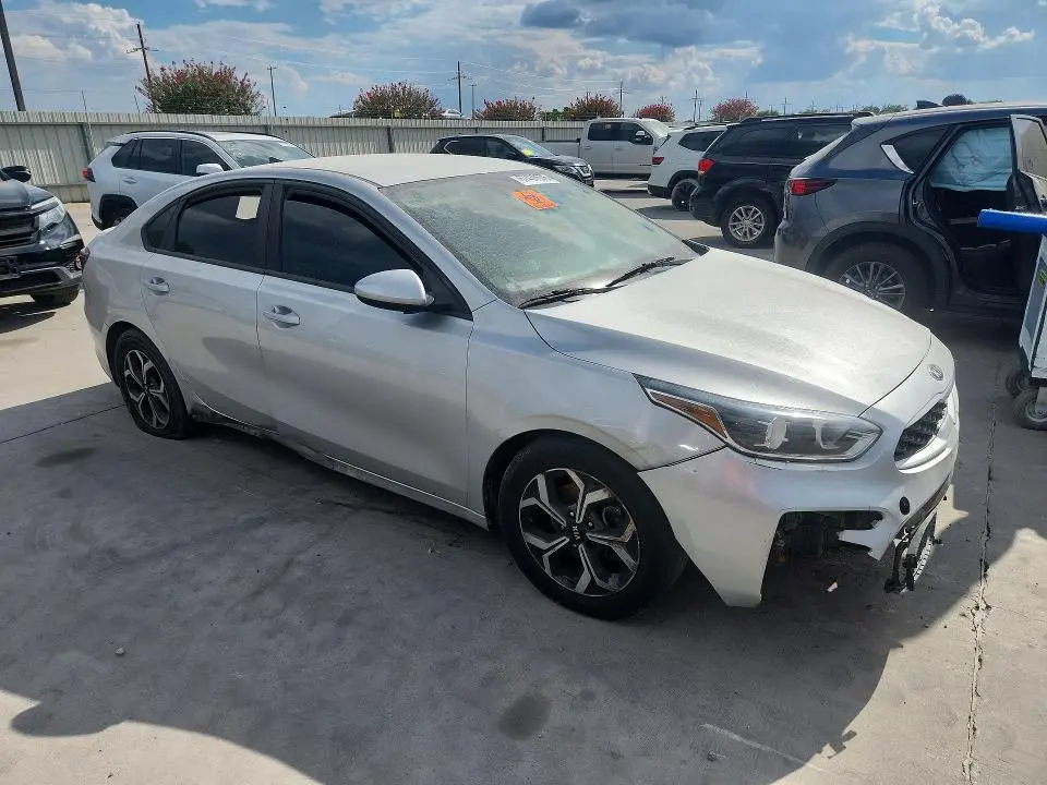 2020 KIA FORTE LXS  