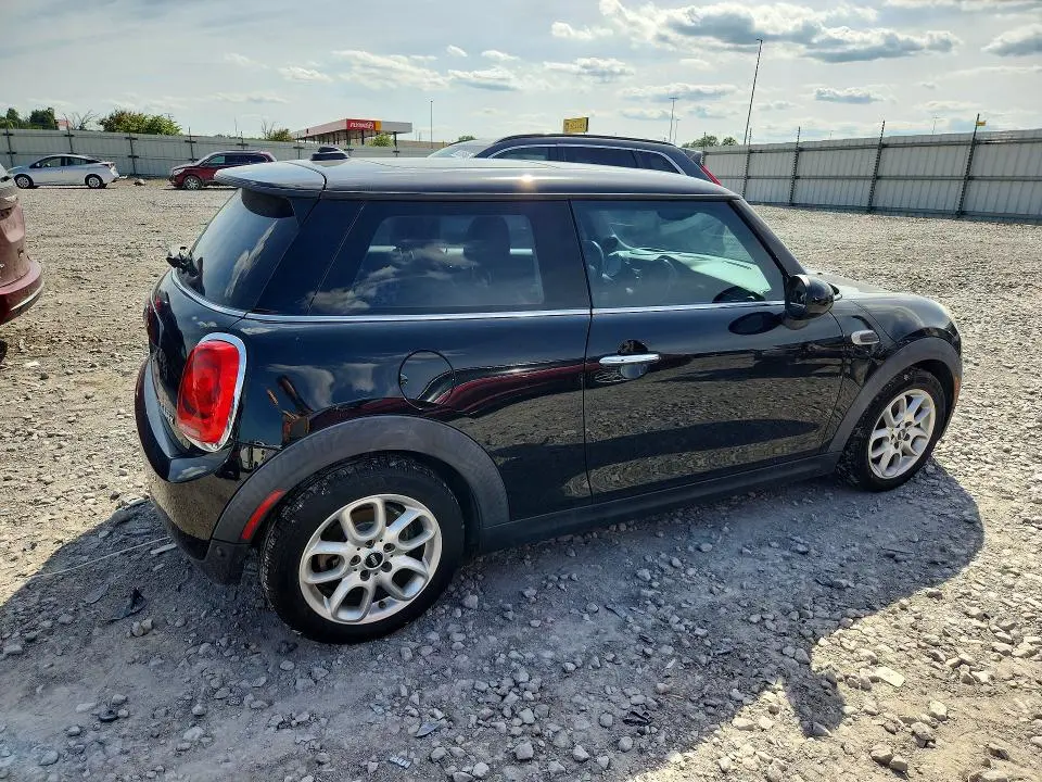 2016 MINI COOPER   