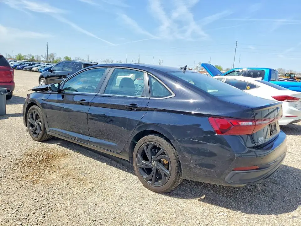 2025 VOLKSWAGEN JETTA SE  